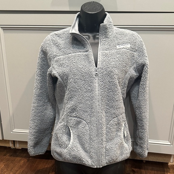 Magellan Outdoors Junior Girls Soft Fuzzy Gray Jacket - Picture 3 of 11